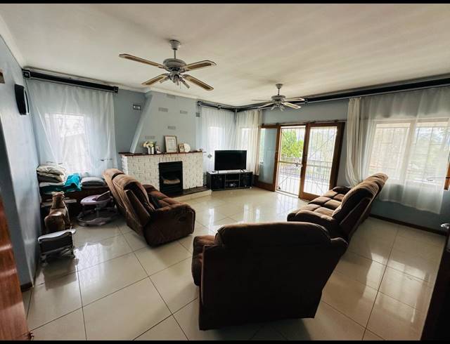 3 BEDROOM HOUSE FOR SALE IN FILLAN PARK